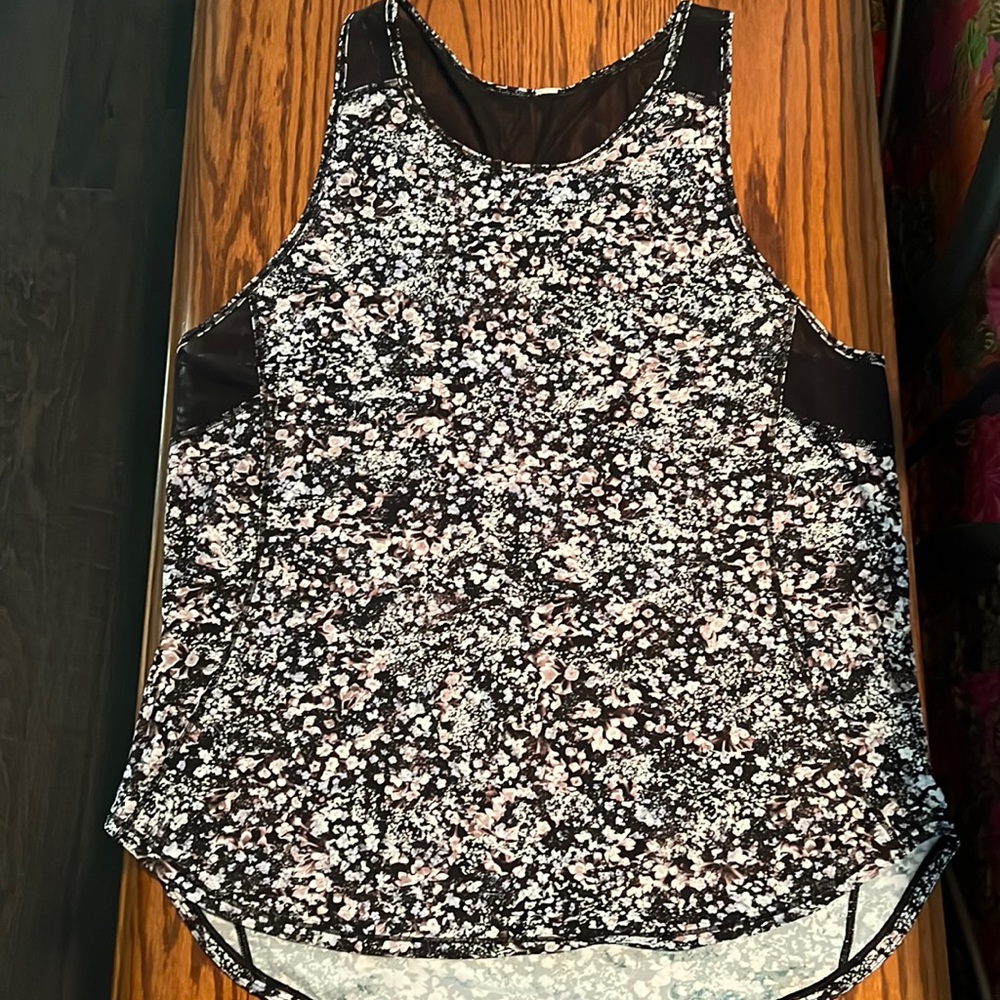 Lululemon Tank